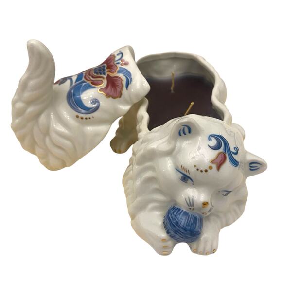 Vtg ELIZABETH ARDEN Floral Kitten Scented Candle Double Wick Two Piece Porcelain - Picture 2 of 16